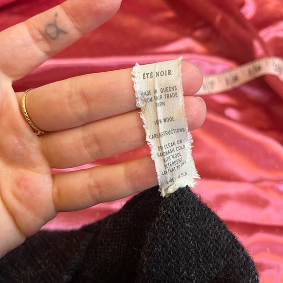 Gorgeous 100% wool Pants - Picture 3 of 6